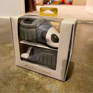 Freshly Picked Baby Moccasins - Panda Size 5